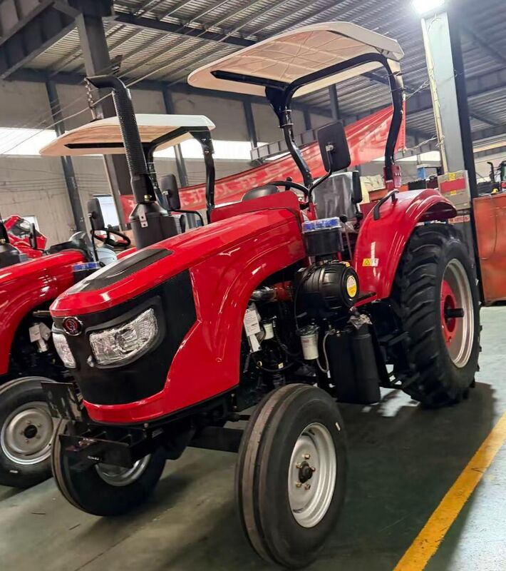 Tractor de 120 CV 4WD propulsado por diesel Cargador frontal de alta productividad Motor de engranaje eficiente para el trabajo de campo