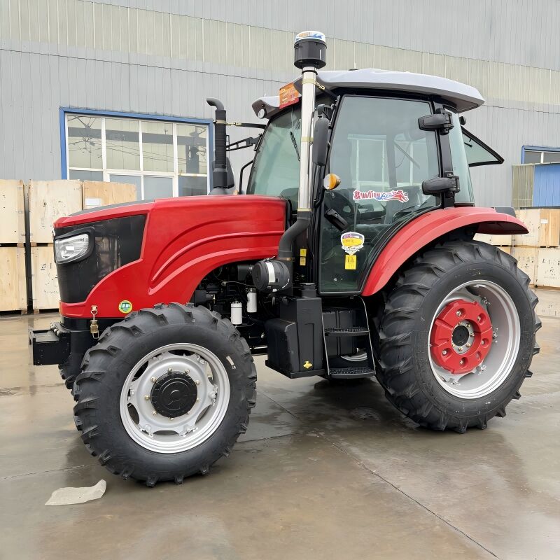 Tractor versátil de cuatro ruedas que incorpora potentes PTO y ajustes de velocidad ajustables para soluciones agrícolas personalizadas